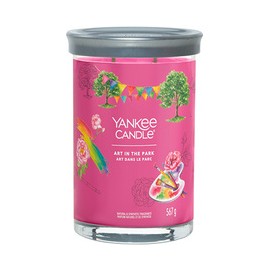 Māksla Parkā Paraksts...