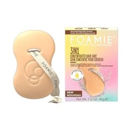 Skoncentrowany Włosy...