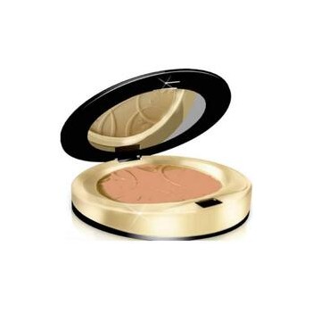 Celebrity Beauty Mineral Powder - Pudr pro sjednocenou a rozjasněnou pleť 9 g